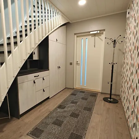 Arctic Hill Apartment *